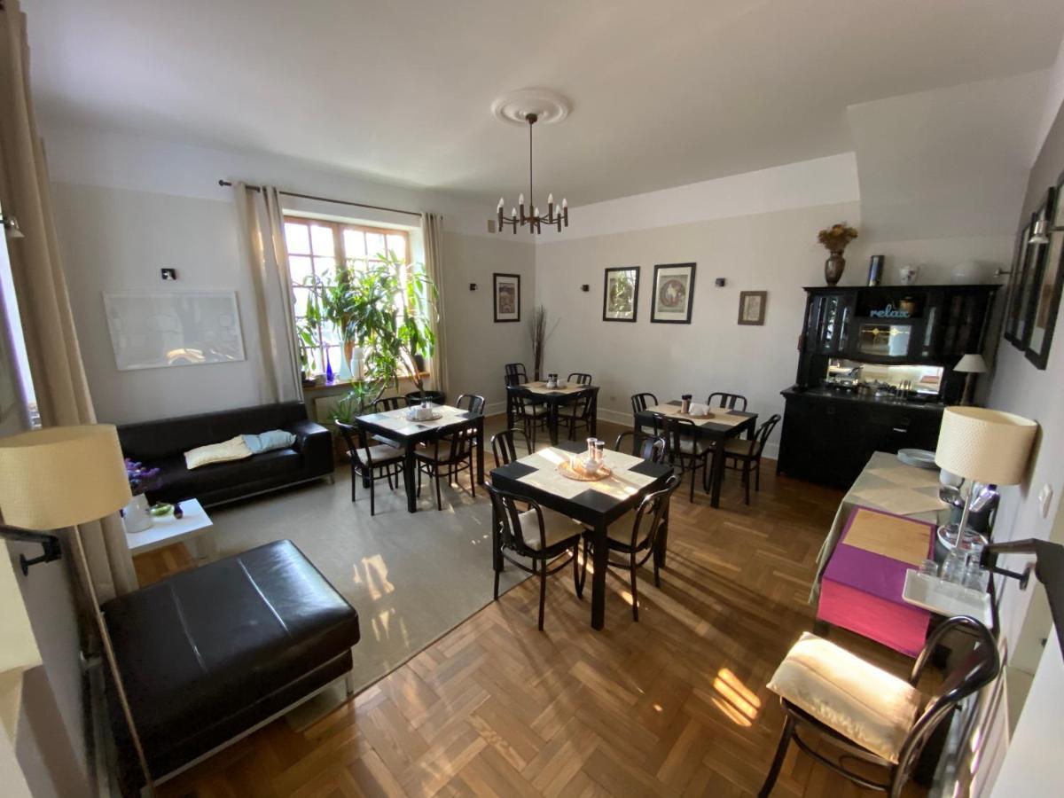 Hotel Krzysin à Podkowa Leśna Extérieur photo