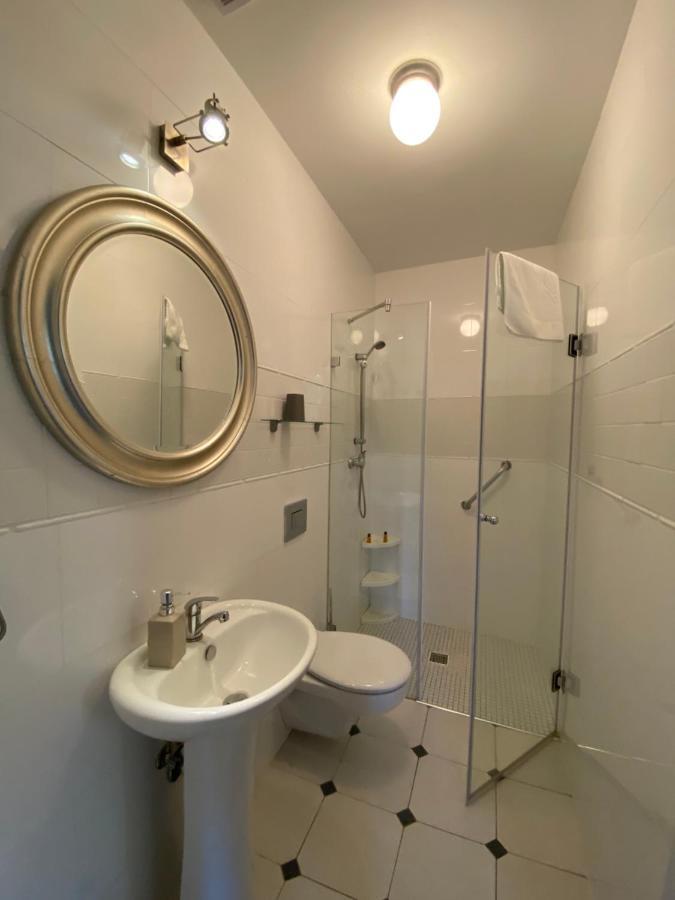 Hotel Krzysin à Podkowa Leśna Extérieur photo