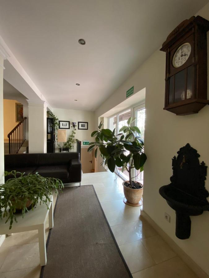Hotel Krzysin à Podkowa Leśna Extérieur photo